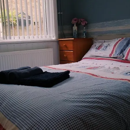 Commanders Cabin 'As Seen In Beyond Paradise' Looe Exterior photo