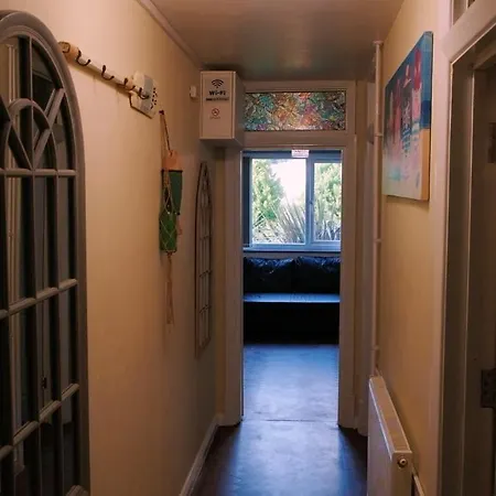 Commanders Cabin 'As Seen In Beyond Paradise' Looe Exterior photo